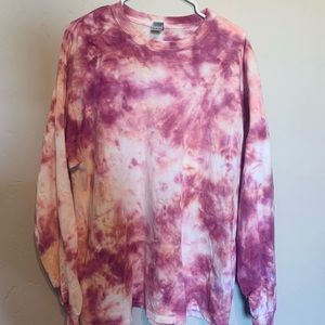 Oversized tie dye long sleeve tee